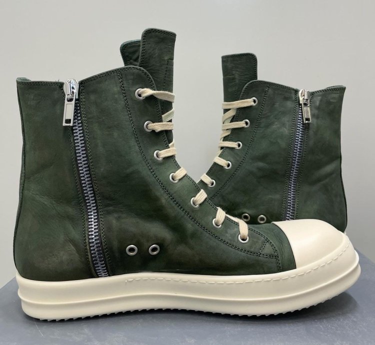 SS23 Suede Leather Ramones