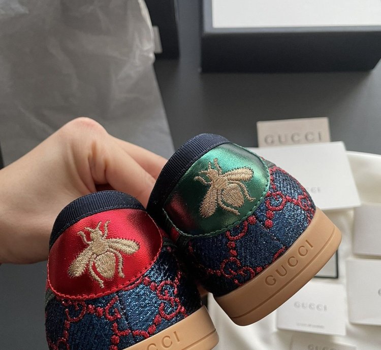 Super Runway GG Logo Limited Edition ACE Leather Sneaker