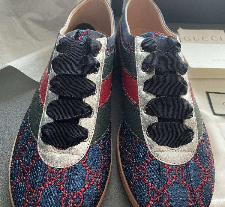Super Runway GG Logo Limited Edition ACE Leather Sneaker