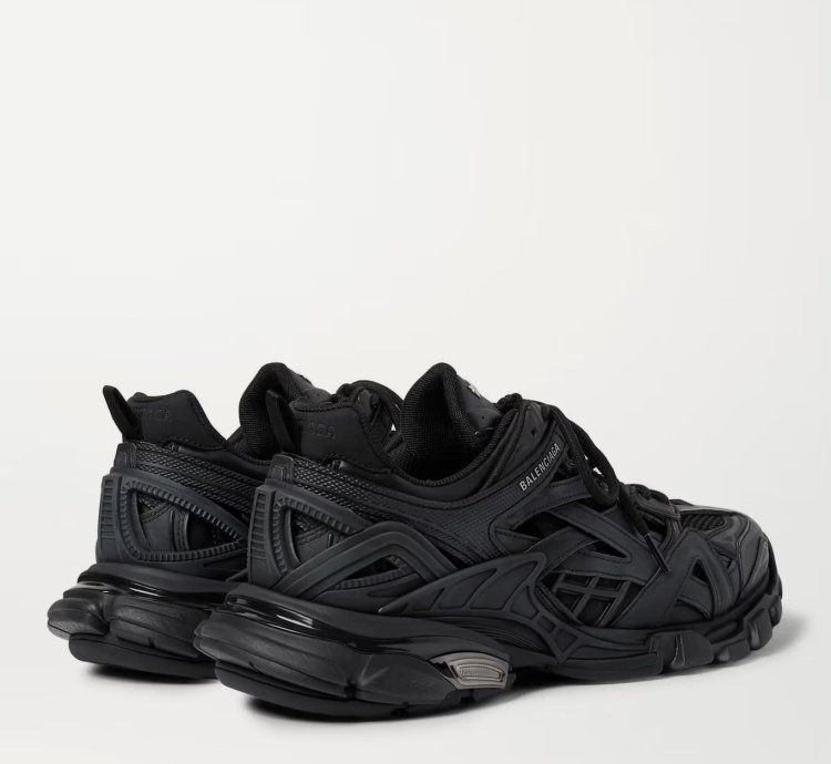 Track 2 Sneaker