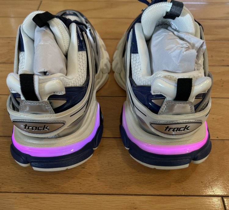 Track Led Sneaker
