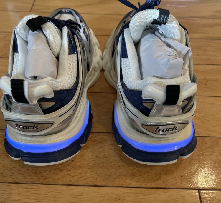 Track Led Sneaker