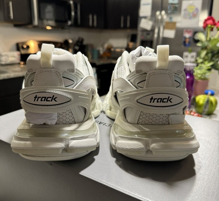 Track Sneaker
