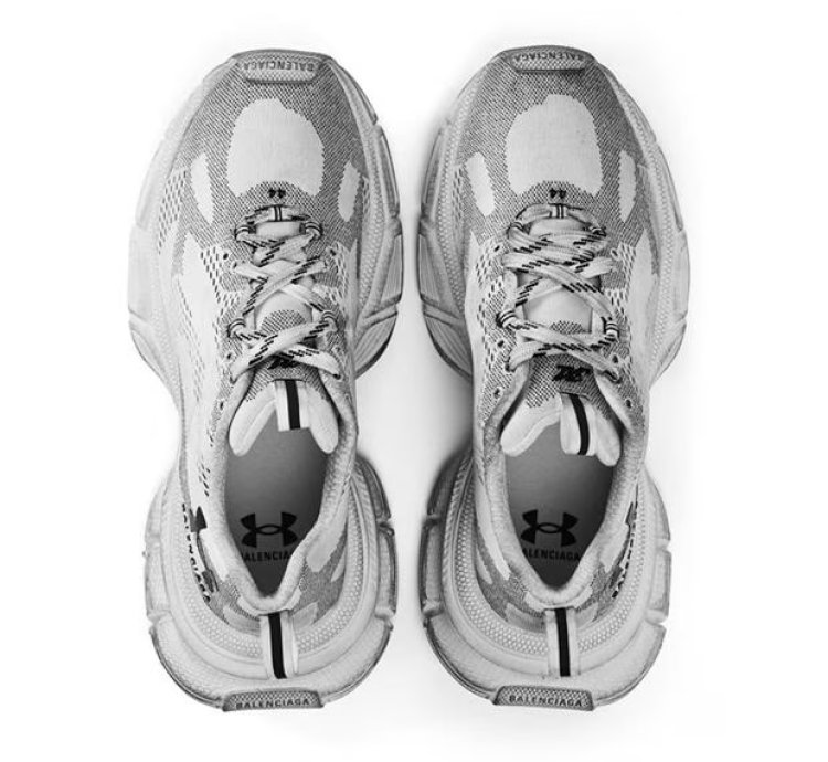 Under Armour 3xl Sneakers