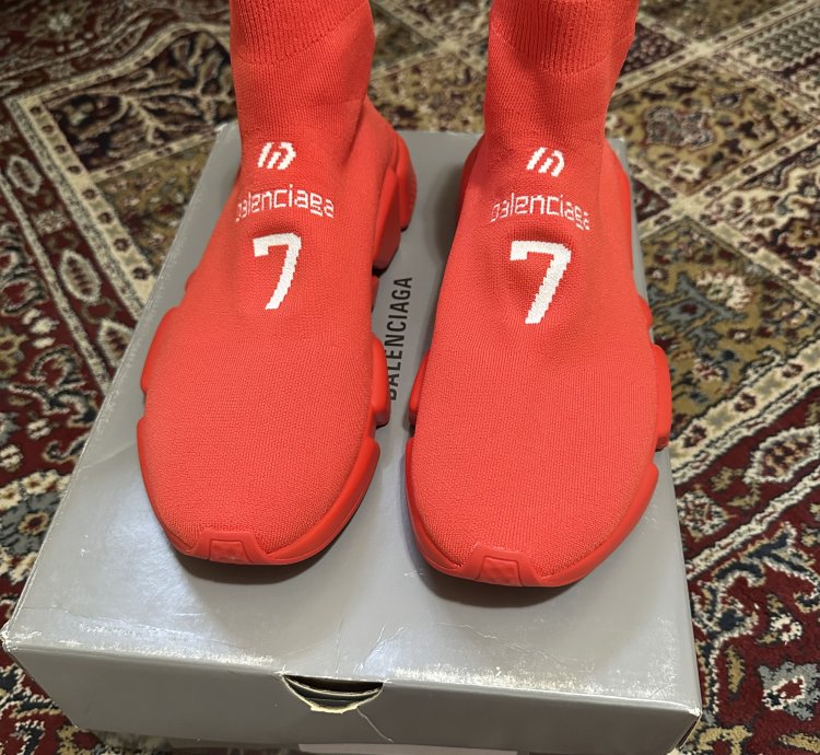 Unworn Balenciaga Red Speed Trainers in Size 44