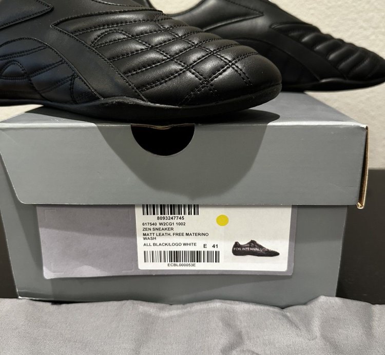 US8 Balenciaga Zen Taekwondo Sneakers