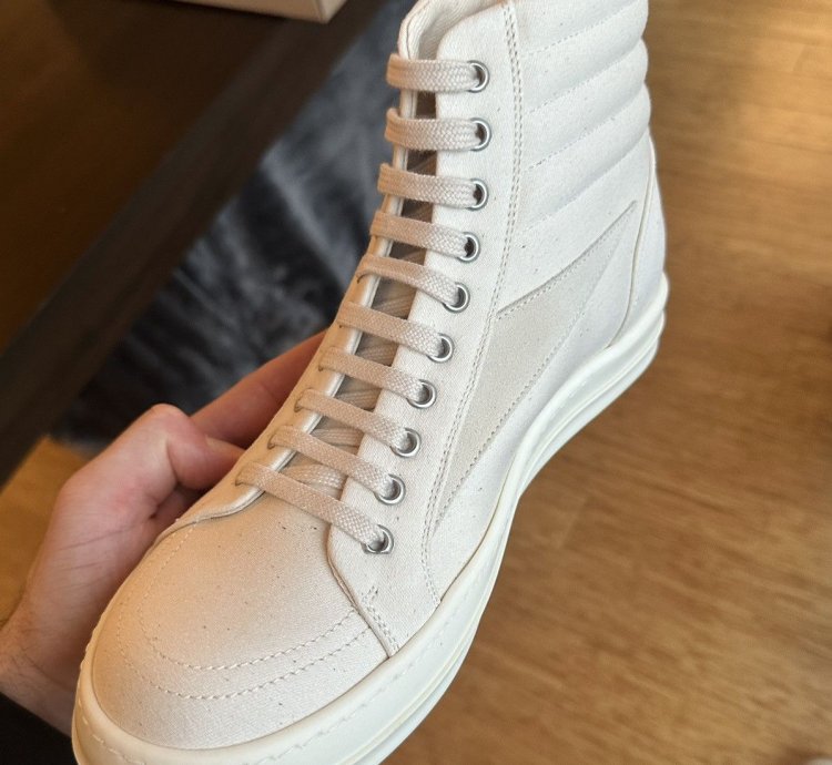 Vintage High Sneaks