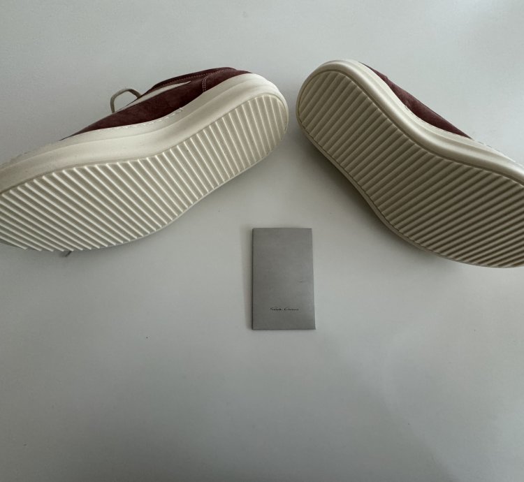 Vintage Lido Sneakers