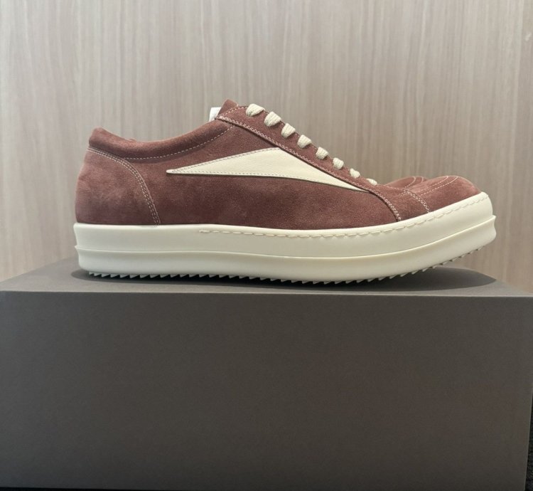 Vintage Low Sneakers Sz 46 US 13