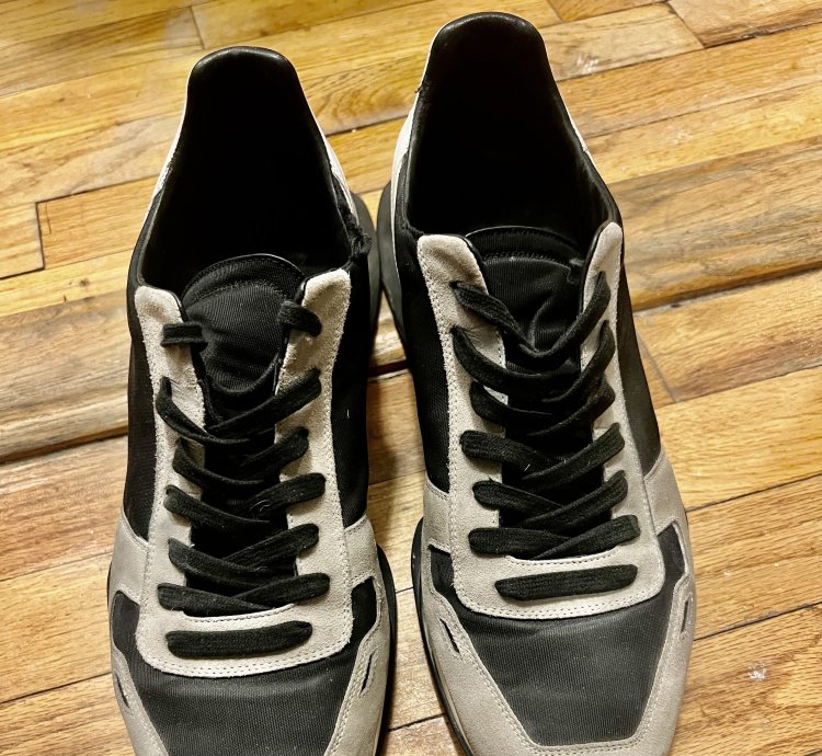 W18 Sisyphus 900 Oblique Lace Up Runners