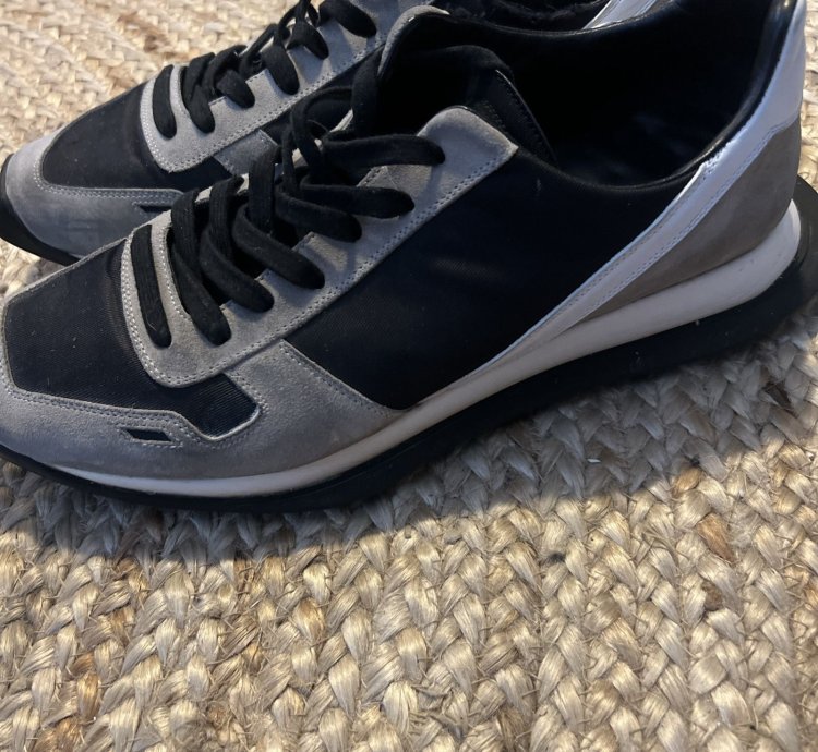 W18 Sisyphus 900 Oblique Lace Up Runners