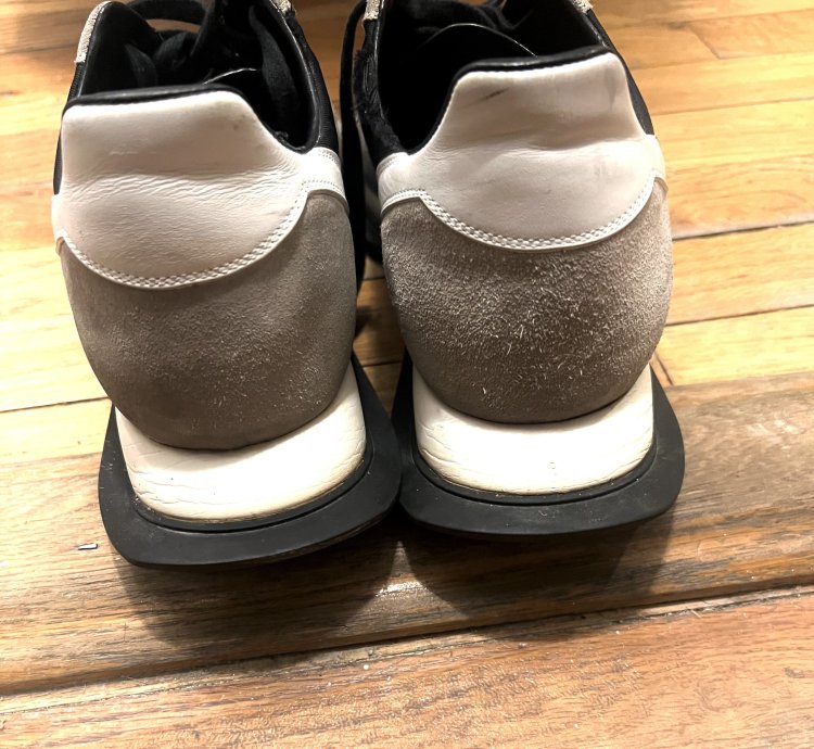 W18 Sisyphus 900 Oblique Lace Up Runners