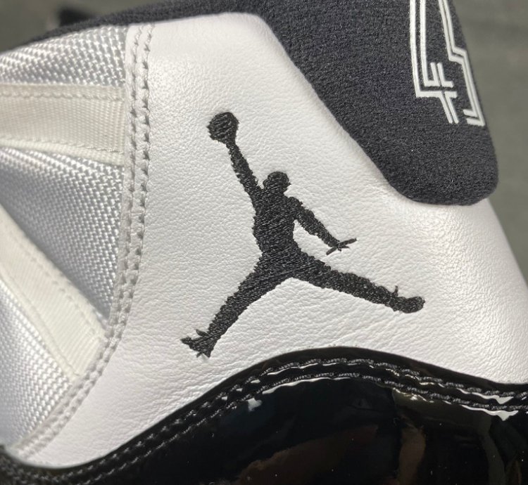 Nike Air Jordan 11 Retro Concord (2018)