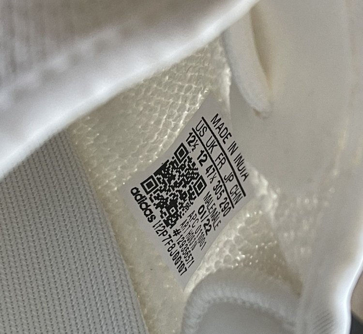 2022 Adidas Yeezy Boost 350 V2 Bone SZ US 12 5