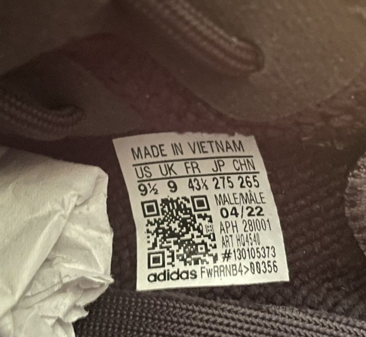 9 5 Yeezy 350 v2 Onyx Black 2023 v1 700 Pirate Utility 500