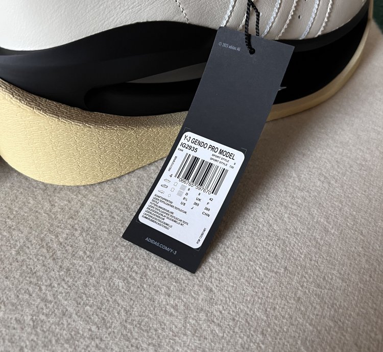 Adidas -3 Gendo Pro Model High in White
