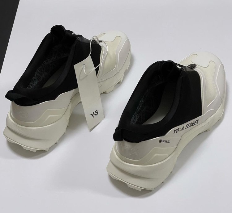 Adidas -3 Terrex Swift R3 Low Gore-Tex