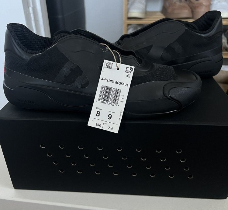 Adidas Prada luna rosa 21