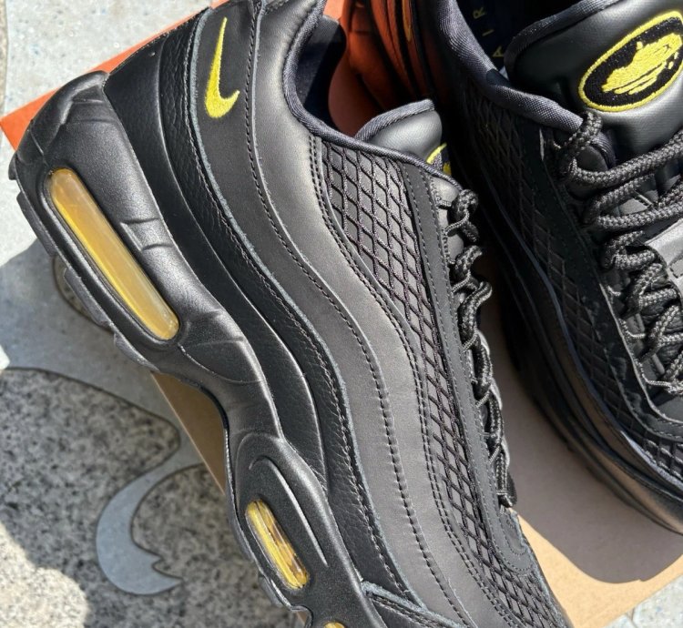 Nike Air Max 95 Corteiz Honey Black
