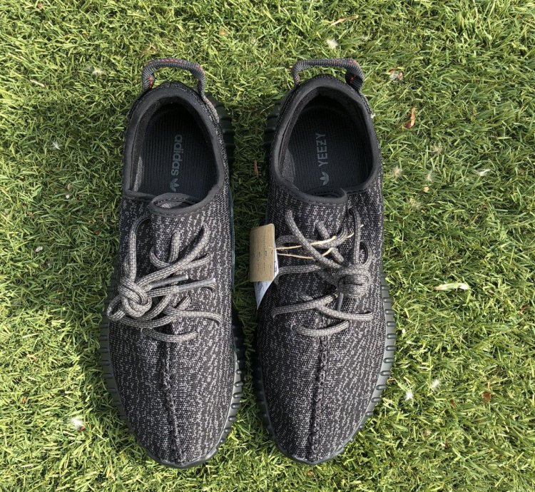 Adidas Yeezy Boost 350 Pirate Black 2023 Size 10 5 Men