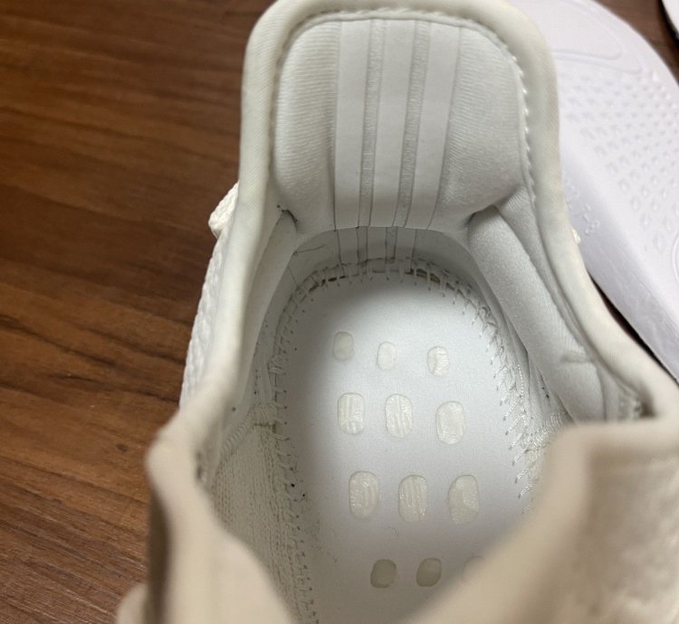 Adidas Yeezy Boost 350 V2 Cream White CP9366 Size 8 5