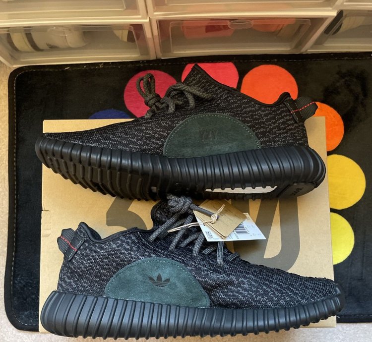 Adidas Yeezy Boost 350 V2 Pirate Black Size 8