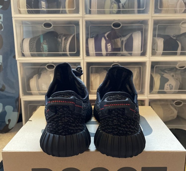 Adidas Yeezy Boost 350 V2 Pirate Black Size 8