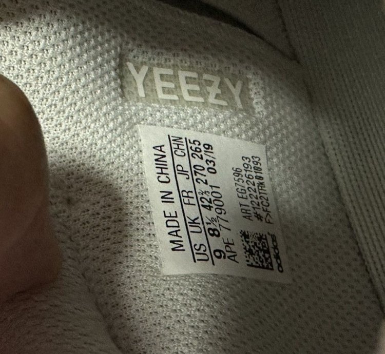 Adidas Yeezy Boost 700 Analog (2019)
