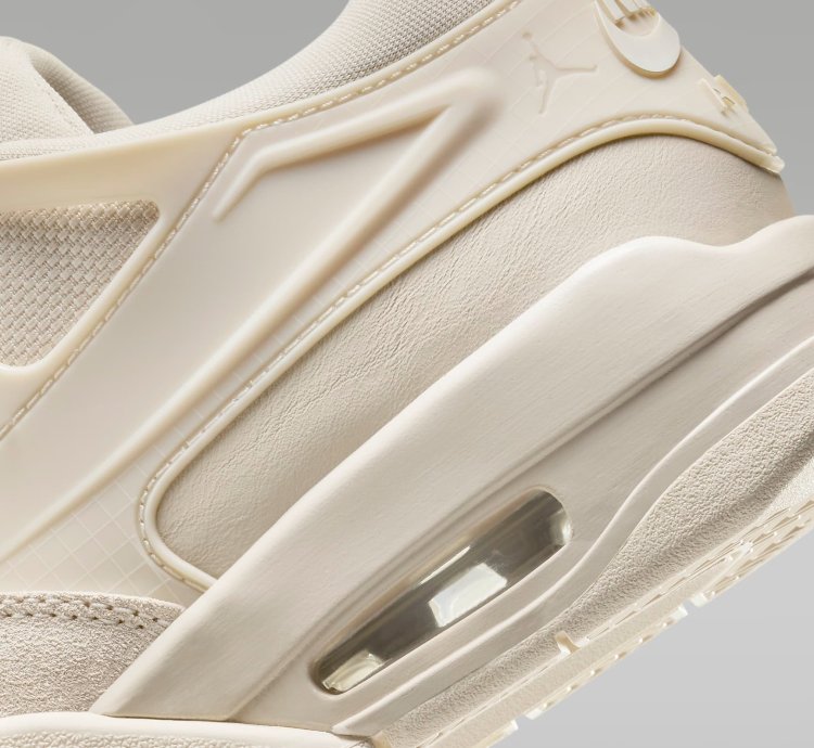 Air Jordan 4 RM Legend Light Brown