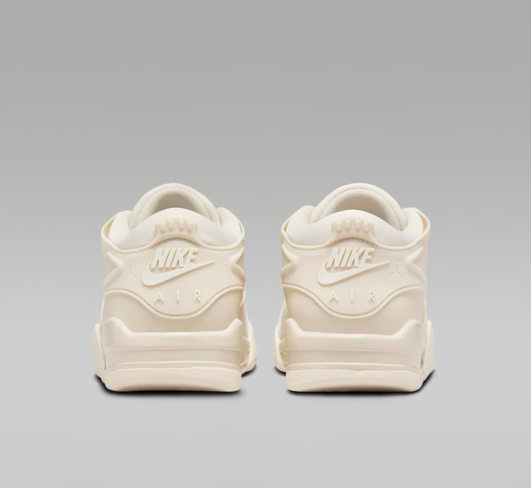 Air Jordan 4 RM Legend Light Brown