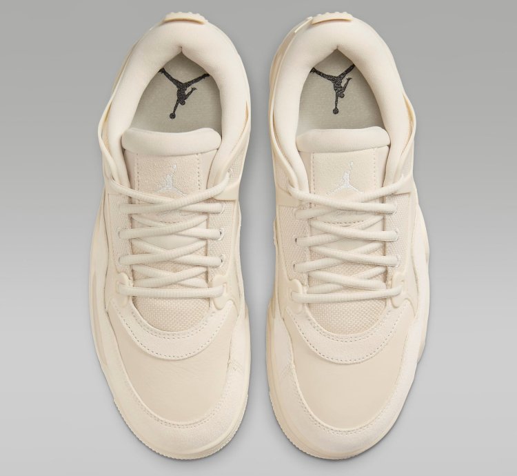 Air Jordan 4 RM Legend Light Brown