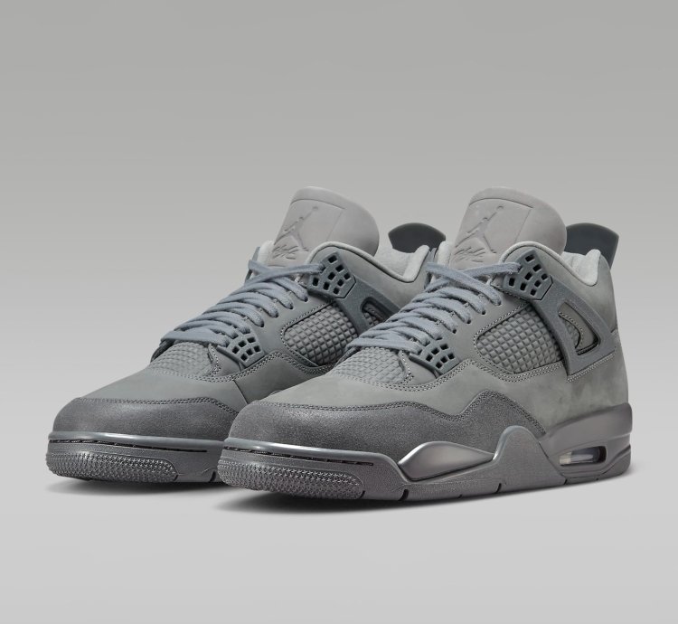Air Jordan 4 SE Wet Cement
