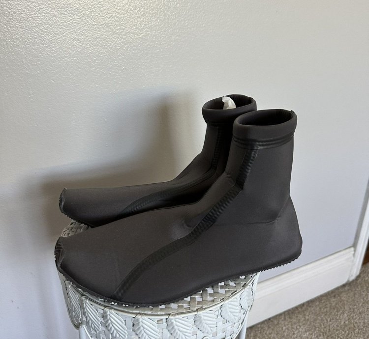 Adidas Yeezy Coachella Scuba Shoes