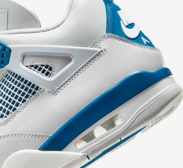 Air Jordan 4 Military Blue
