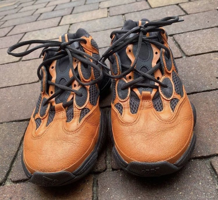 Adidas Yeezy Fnatic custom sneaks