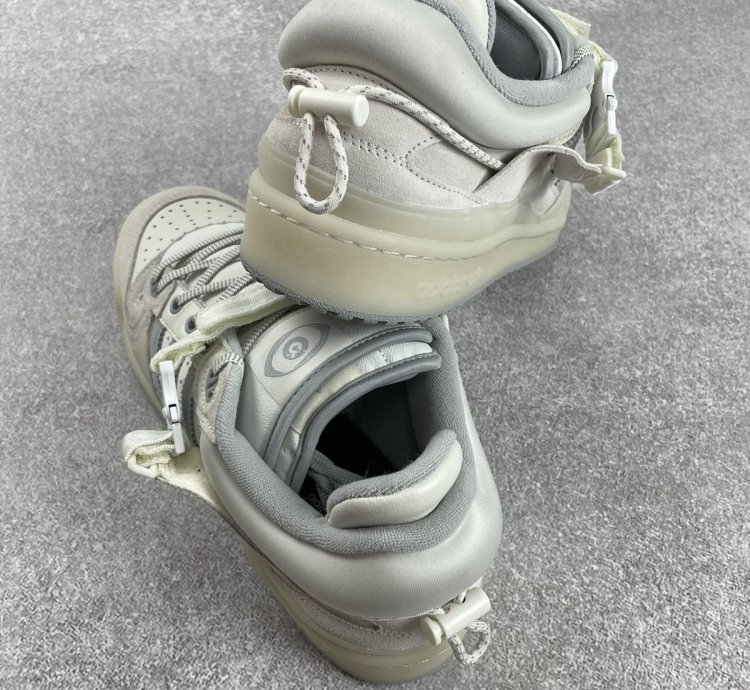 Bad Bunny Adidas Forum Buckle Low Beige Size 10