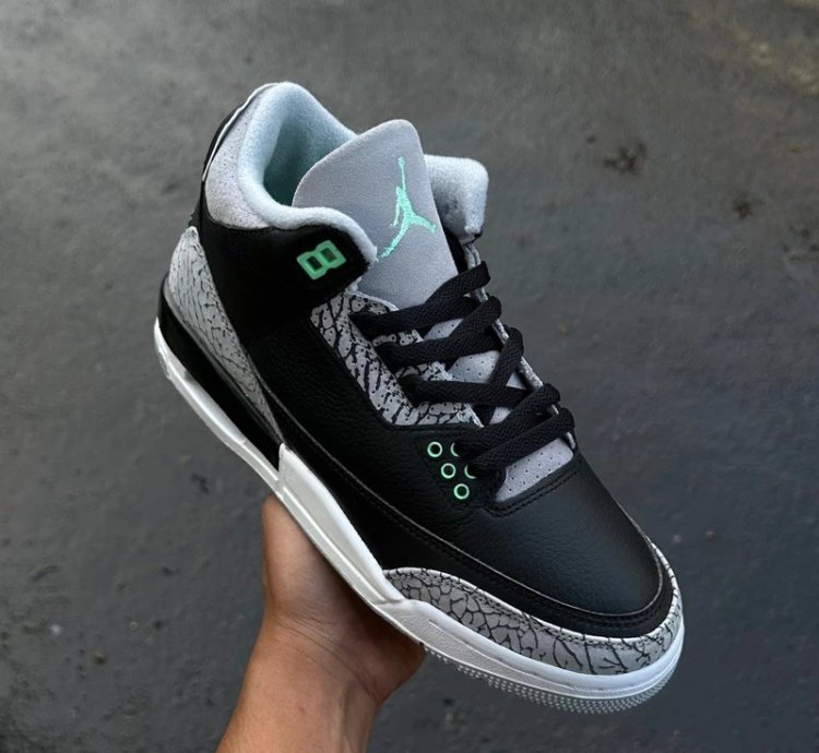 Air Jordan 3 Green Glow