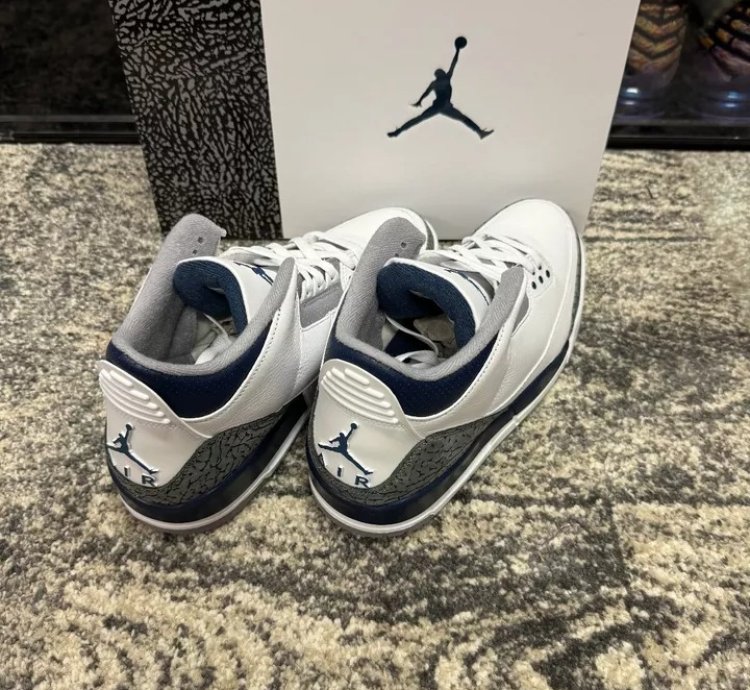 Air Jordan 3 Midnight Navy