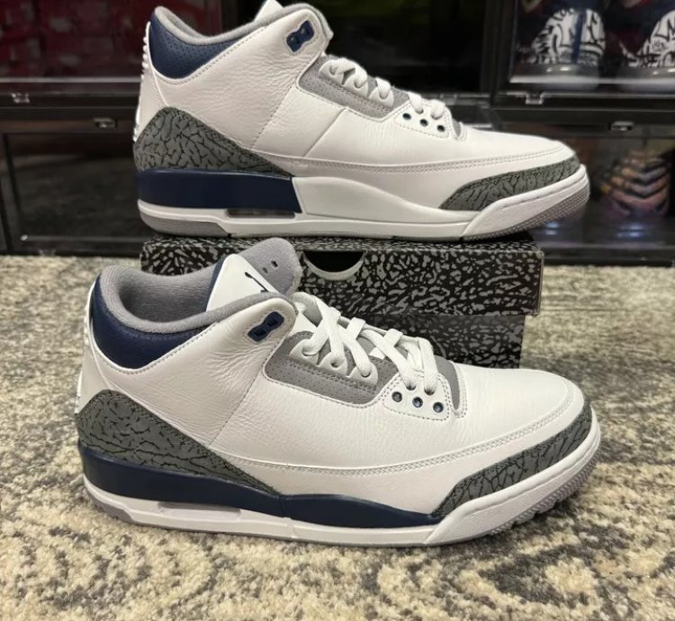 Air Jordan 3 Midnight Navy