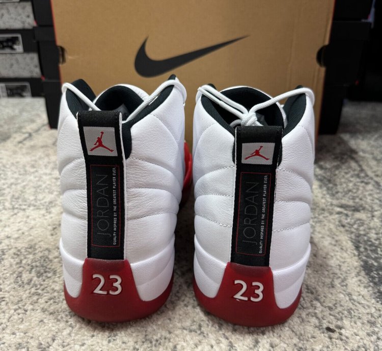 NIKE AIR JORDAN 12 RETRO CHERRY