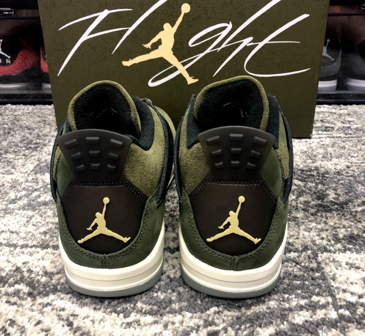 NIKE AIR JORDAN 4 RETRO SE CRAFT OLIVE