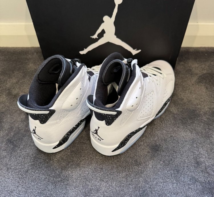 NIKE AIR JORDAN 6 RETRO 'REVERSE OREO'