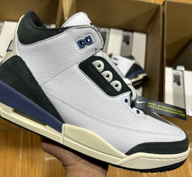 A Ma Maniere x Air Jordan 3 OG SP Diffused Blue