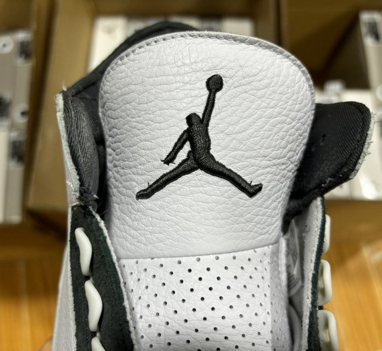 A Ma Maniere x Air Jordan 3 OG SP Diffused Blue