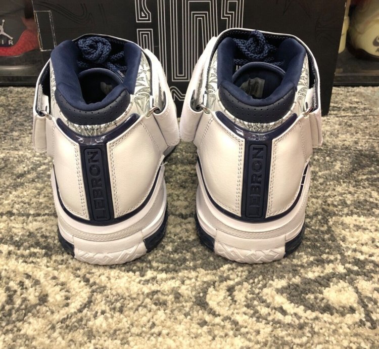 NIKE ZOOM LEBRON II (2) MIDNIGHT NAVY