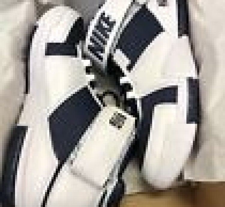 NIKE ZOOM LEBRON II (2) MIDNIGHT NAVY