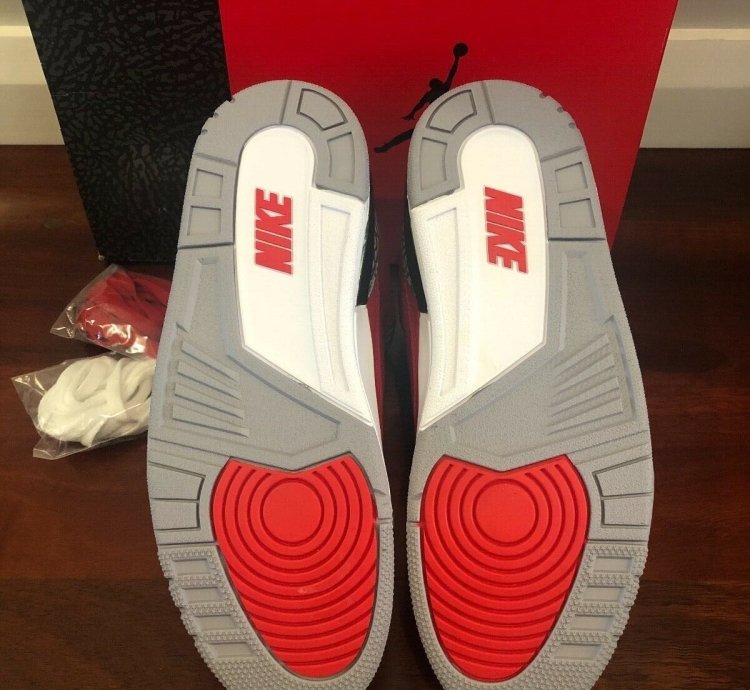 NIKE AIR JORDAN 3 RETRO SE RED CEMENT