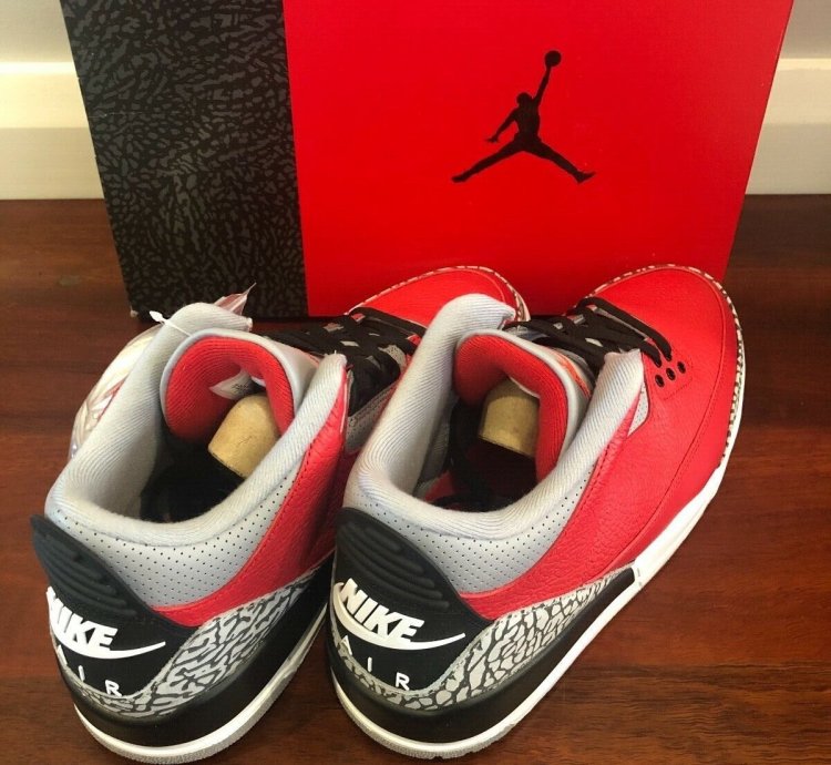 NIKE AIR JORDAN 3 RETRO SE RED CEMENT
