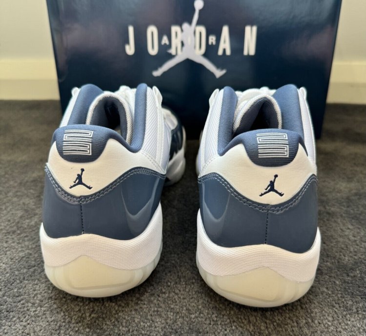 NIKE AIR JORDAN 11 RETRO LOW 'DIFFUSED BLUE