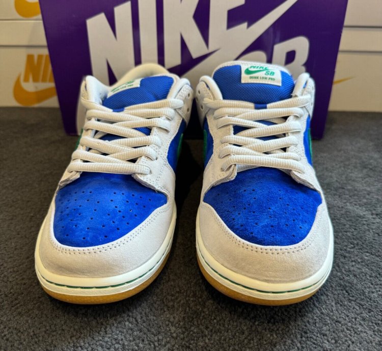 NIKE SB DUNK LOW PRO